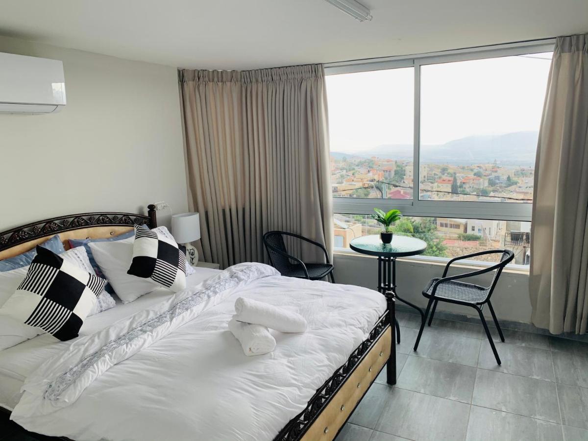 מיאר אירוח דרוזי Apartment Maghar Ngoại thất bức ảnh